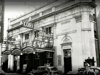 建築当初のコート劇場（Cort Theatre）