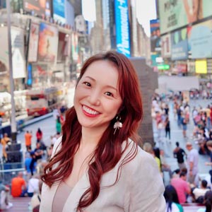 高野菜々さんにブロードウェイミュージカルのインタビュー