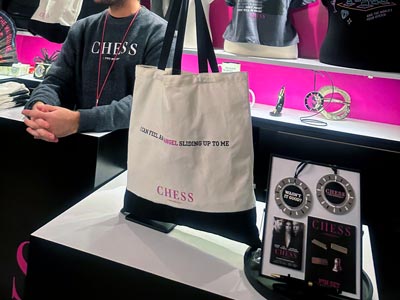 ミュージカル「チェス（CHESS）」グッズ