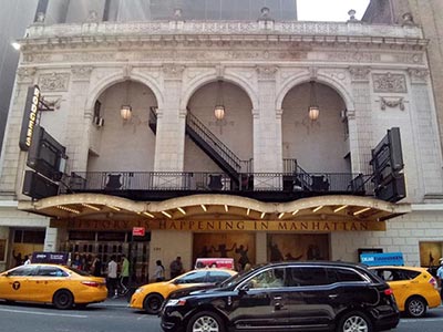 リチャード・ロジャース劇場（Richard Rodgers Theatre）の外見