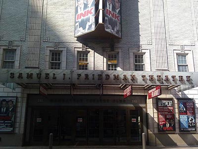テレビやラジオ放送のスタジオを経て、再びミュージカル公演劇場として機能しているサミュエル・J・フリードマン劇場（Samuel J. Friedman Theatre）