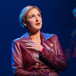 ミュージカル チェスの登場人物、スヴェトラーナ